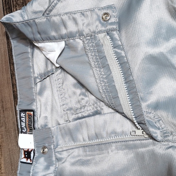 KIKWEAR Vintage 90's Space Invaders Cargo Rave Pants Size 36x31 Metallic Grey - Picture 14 of 14